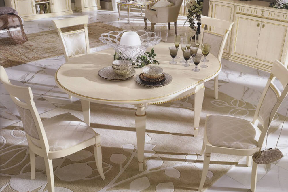 Обеденные столы светлые. Круглый стол в классическом стиле. Классический круглый обеденный стол. Стол обеденный современная классика. Итальянские обеденные столы.